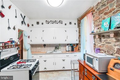 328 N Main St, Sellersville, PA 18960 - photo 5