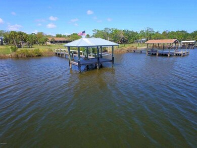 Dock