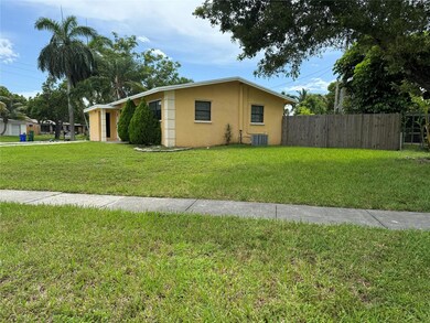 6101 NW 18th St, Margate, FL 33063 - photo 4