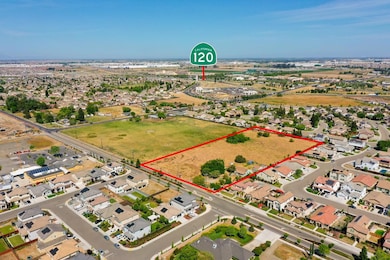 1957 W Woodward Ave, Manteca, CA 95337 - photo 6