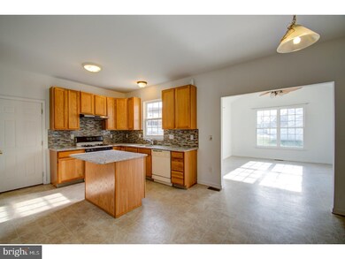 906 Eider Ct, New Castle, DE 19720 - photo 3