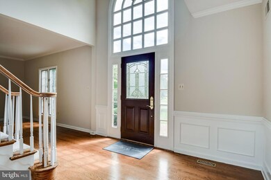 12404 Myra Virginia Ct, Herndon, VA 20171 - photo 3