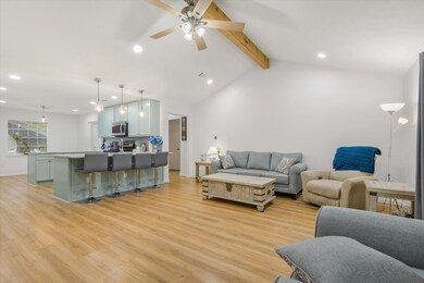 10902 Overlea Dr, Houston, TX 77089 - photo 7