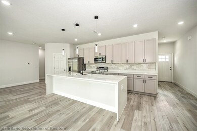 5124 Pebble Beach Dr, Sebring, FL 33872 - photo 7