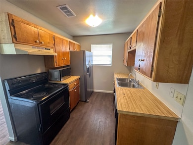 103 S Burdette Ave, Sherman, TX 75090 - photo 5