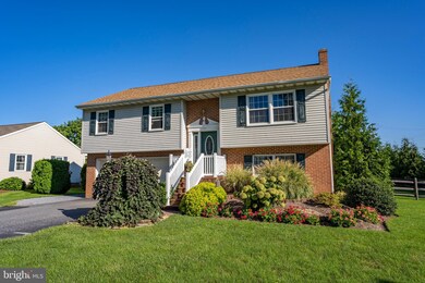 703 Walnut St, New Holland, PA 17557 - photo 3