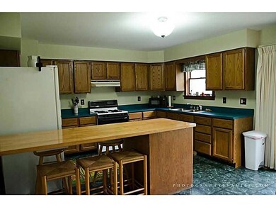 Kitchen. 17 8
