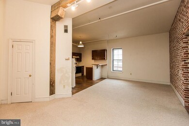 231 N Shippen St unit 421, Lancaster, PA 17602 - photo 3
