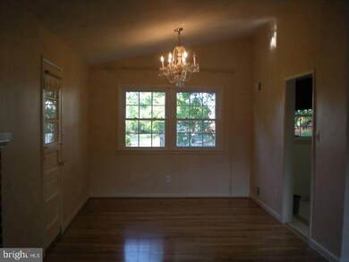 612 Blick Dr, Silver Spring, MD 20904 - photo 3