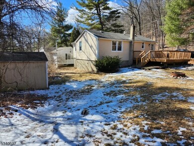 30 Hemlock Ln, West Milford, NJ 07480 - photo 2