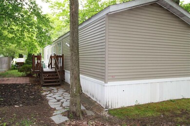 6 Bush Ave, Allenstown, NH 03275 - photo 5