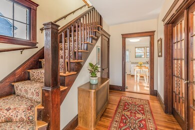 124 Blossom St, Arlington, MA 02474 - photo 2