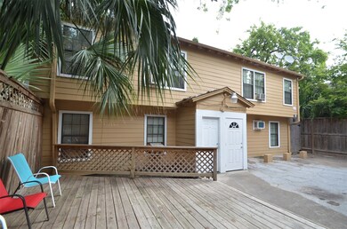 1644 1/2 Hawthorne St unit A, Houston, TX 77006 - photo 3