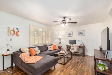 SPACIOUS LIVING ROOM
