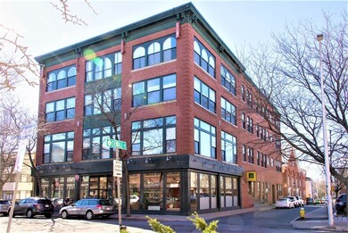 281 Essex St unit 305, Salem, MA 01970 - photo 2