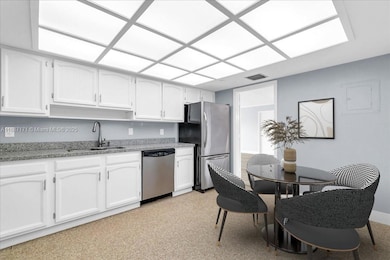 The Tower at Port Royale unit 802, Fort Lauderdale, FL 33308 - photo 6