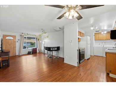 6155 SW Shannon Ct, Beaverton, OR 97008 - photo 7