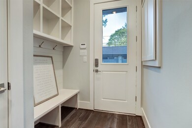 974 W 42nd St, Houston, TX 77018 - photo 7