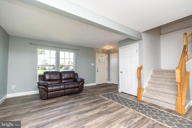 1236 Hunter Ln, Perkiomenville, PA 18074 - photo 5