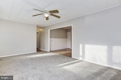 731 Aston Martin Dr, Lindenwold, NJ 08021 - photo 6