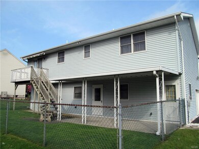 4538 Cairo Dr, Whitehall, PA 18052 - photo 3