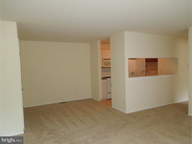 2009 Ravens Row unit 2009, Marlton, NJ 08053 - photo 3