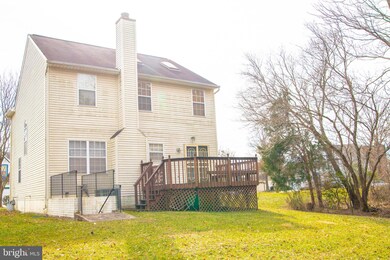 8402 Branchwood Cir, Clinton, MD 20735 - photo 5