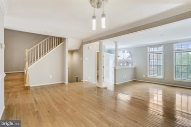 15817 Glacier Ct, North Potomac, MD 20878 - photo 3