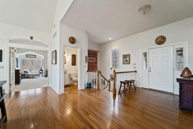Foyer & Entry