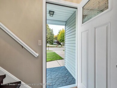 129-Village-Drive-Lansing-48911-windowst