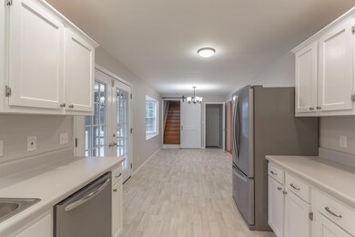 207 Gilbert-41