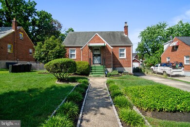 903 Karlson Ave, Hyattsville, MD 20783 - photo 2