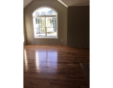 600 Pelham Rd, Dracut, MA 01826 - photo 6