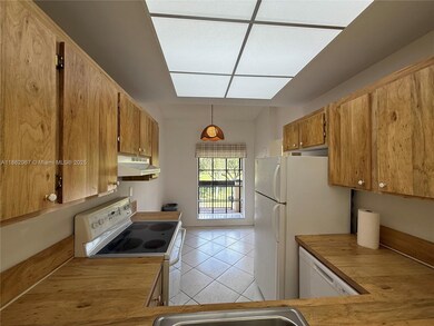 1953 SW 15th St unit 78, Deerfield Beach, FL 33442 - photo 3