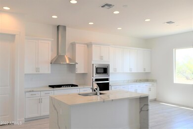 Kitchen 4