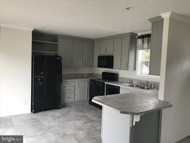 115 Azalea Cir, Honey Brook, PA 19344 - photo 4