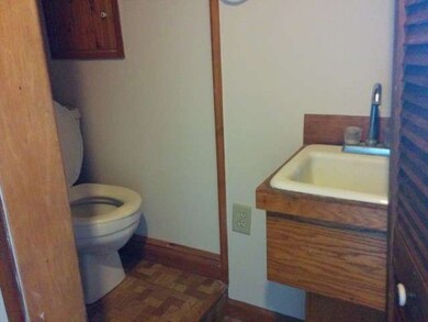 523 Apache Ave, Carpentersville, IL 60110 - photo 7