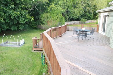 27 Grimshaw Place, Warwick, RI 02889 - photo 3