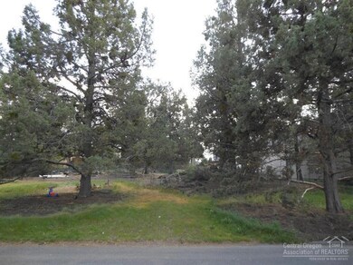 445 NE Dekalb Ave, Bend, OR 97701 - photo 3