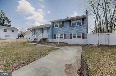 111 Weston Ave, Gloucester City, NJ 08030 - photo 2