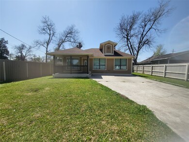 5311 Chapman St, Houston, TX 77009 - photo 2
