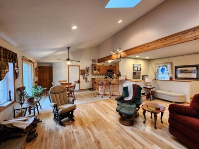 122 Goffstown Rd, Hooksett, NH 03106 - photo 6