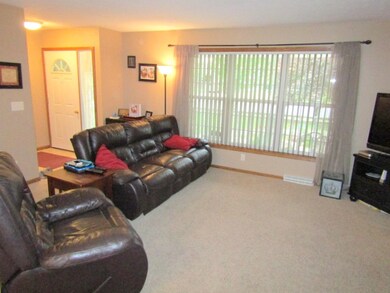 82 Gunther Dr, Evansville, WI 53536 - photo 7