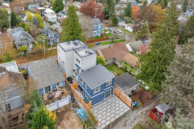 4048 32nd Ave W unit B, Seattle, WA 98199 - photo 4