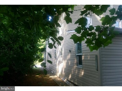 12 Pearl St, Penns Grove, NJ 08069 - photo 3