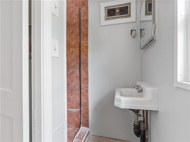 21 Dexter Ct, Pawtucket, RI 02860 - photo 4