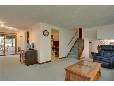 Living Room. Great living room and dinning room co