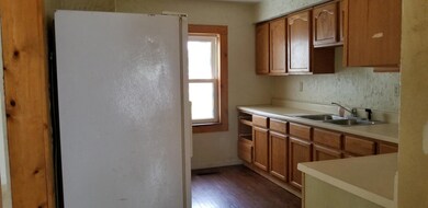 847 E Main St, Vanderbilt, MI 49795 - photo 5