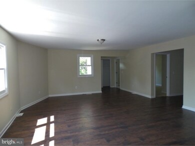 217 James St, Mount Ephraim, NJ 08059 - photo 2