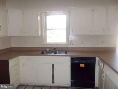 3896 Clora Dorsey Rd, Trappe, MD 21673 - photo 6